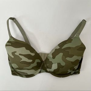 Pink Victorias Secret Camo T-Shirt Lined Bra